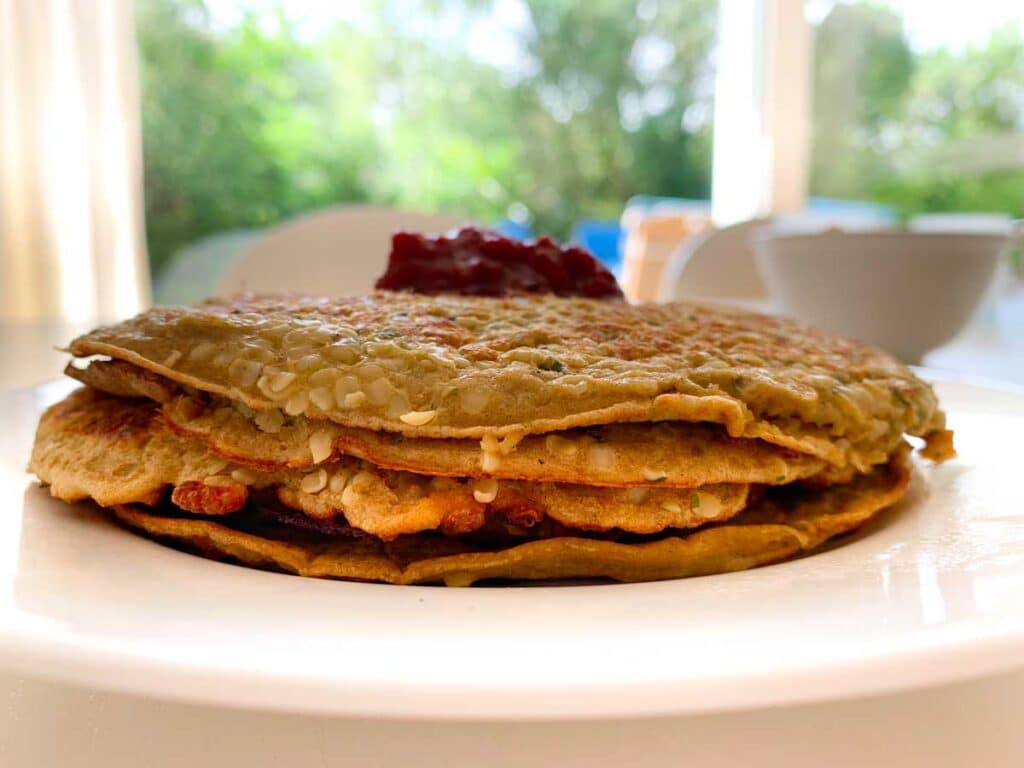 Banana and spinach omelette
